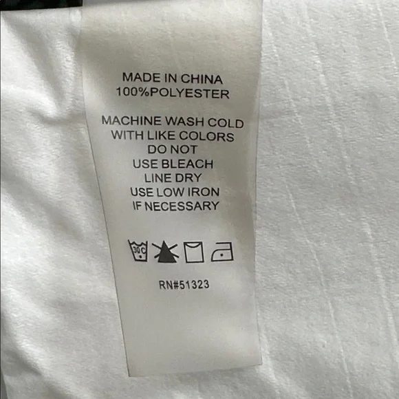 Vince Camuto woman’s blouse three-quarter length sleeve size L - Picture 4 of 5